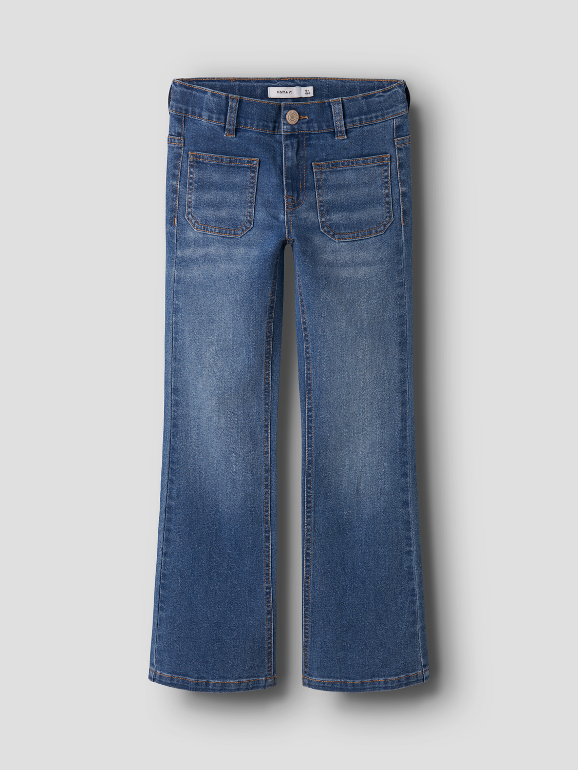 model_shot-front
