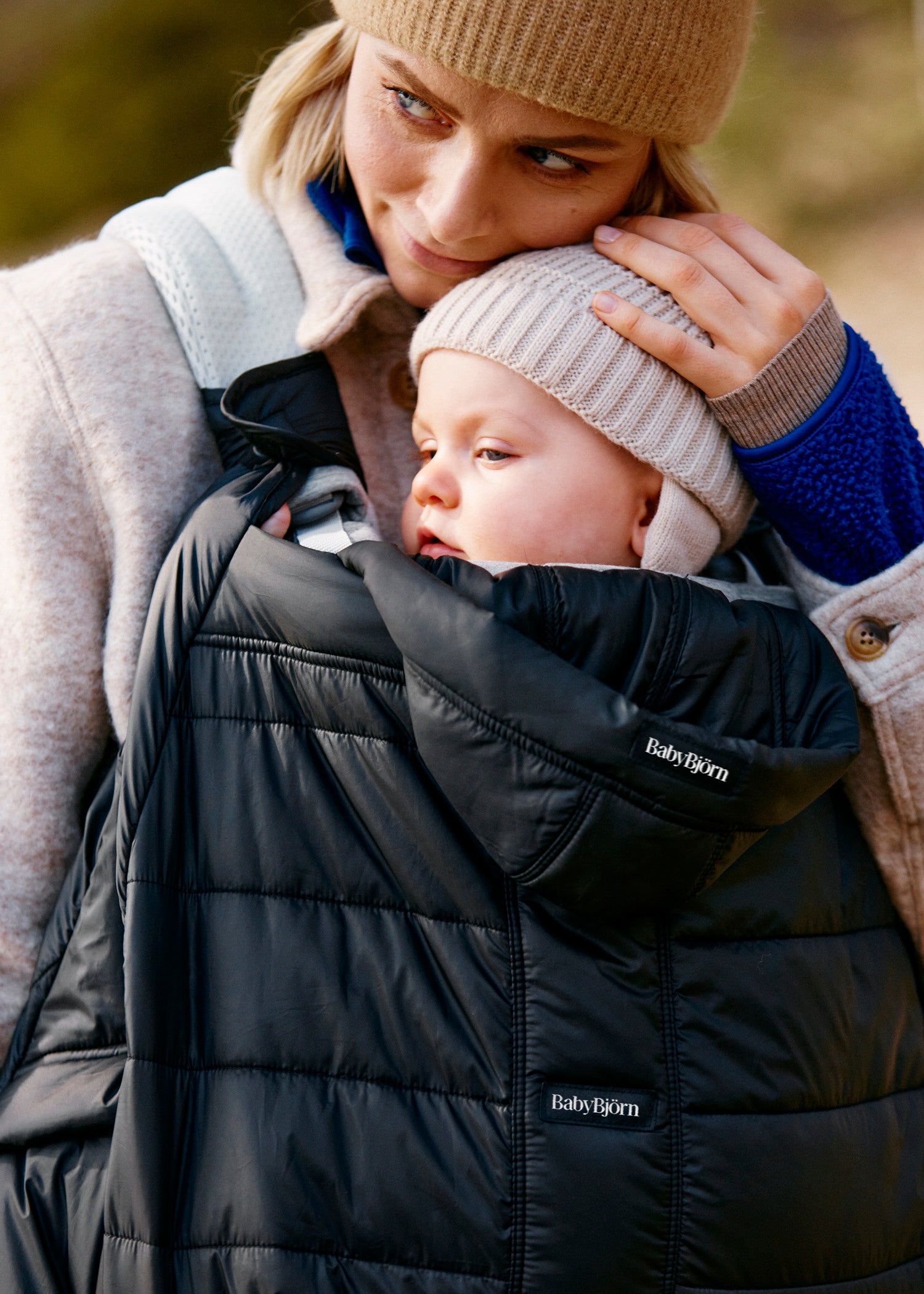 Winter cover baby carrier