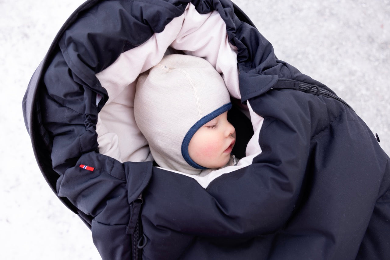 Voksi Urban Sovepose - Black