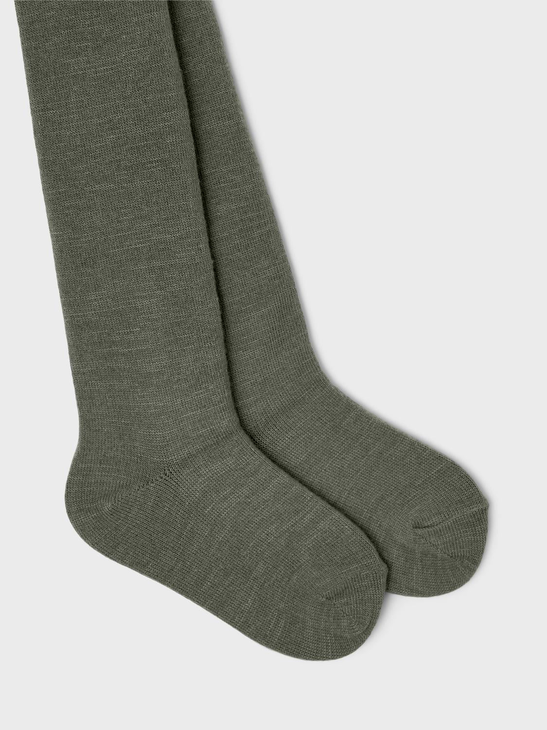 model_shot-front_full