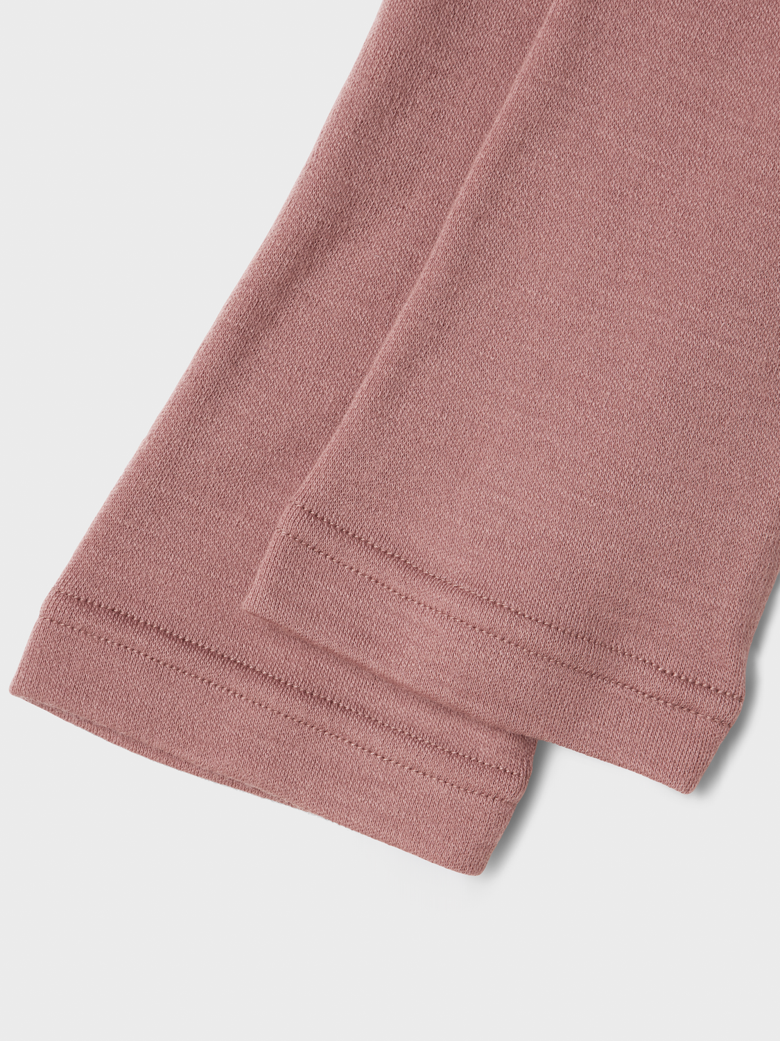 model_shot-front_full