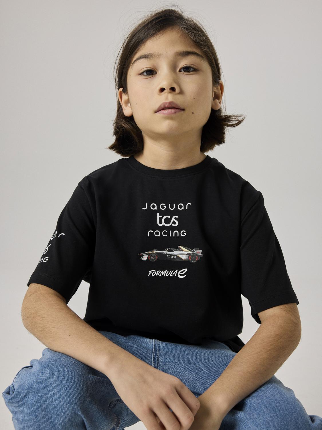 model_shot-creative