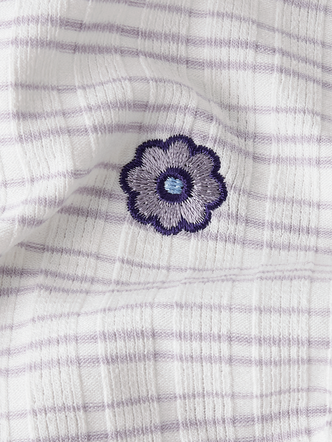 model_shot-front_full