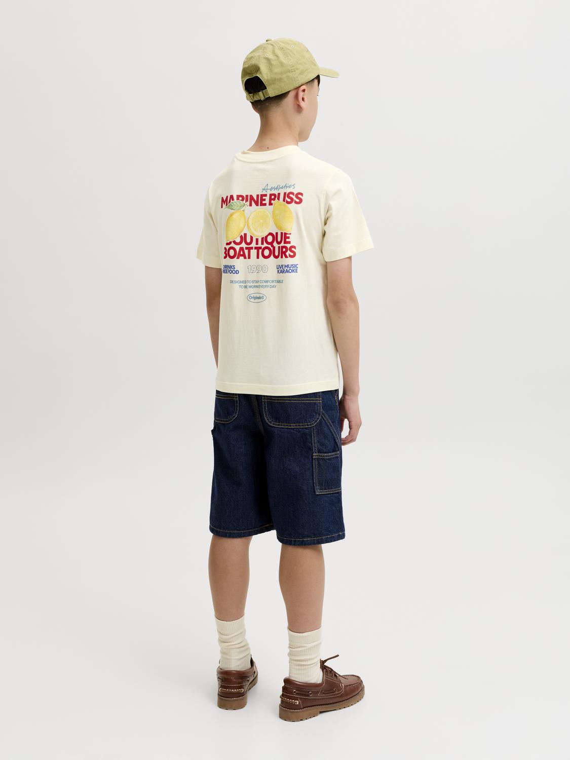 model_shot-back
