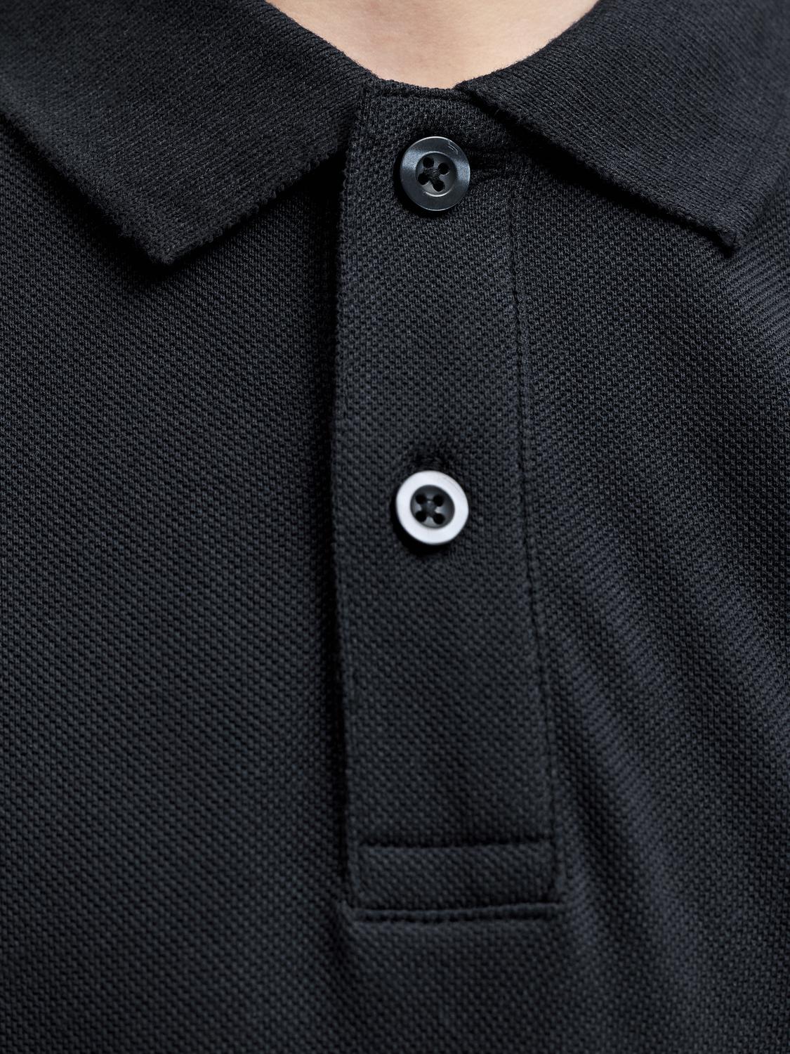 model_shot-detail