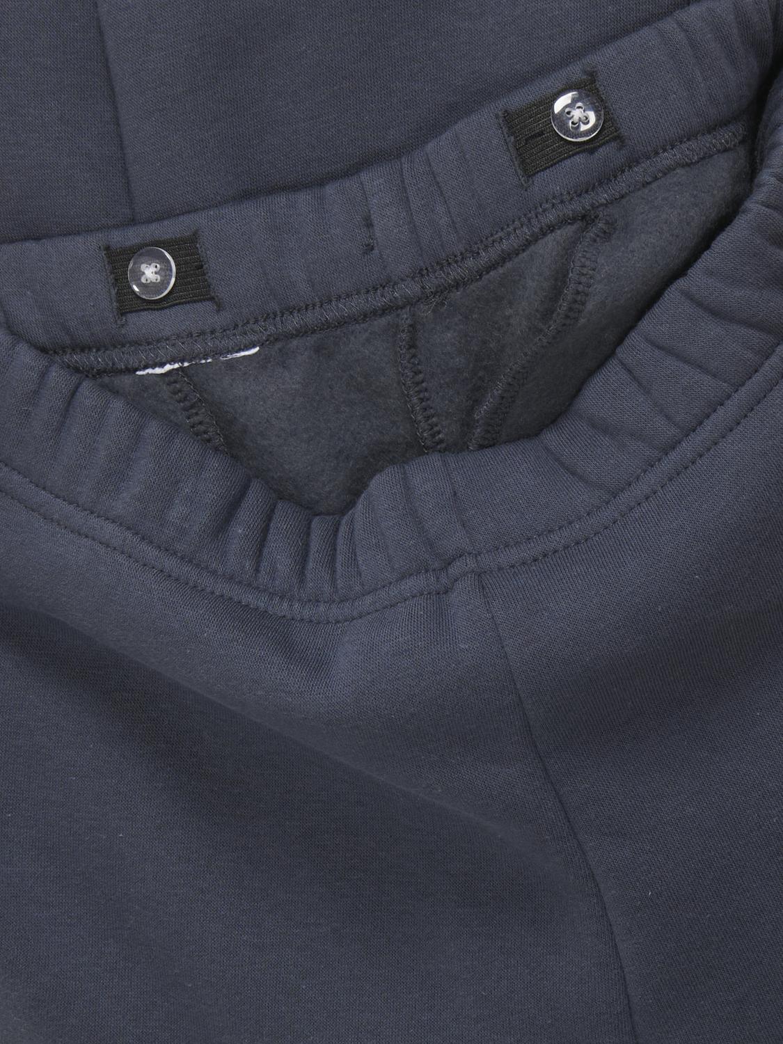 model_shot-detail