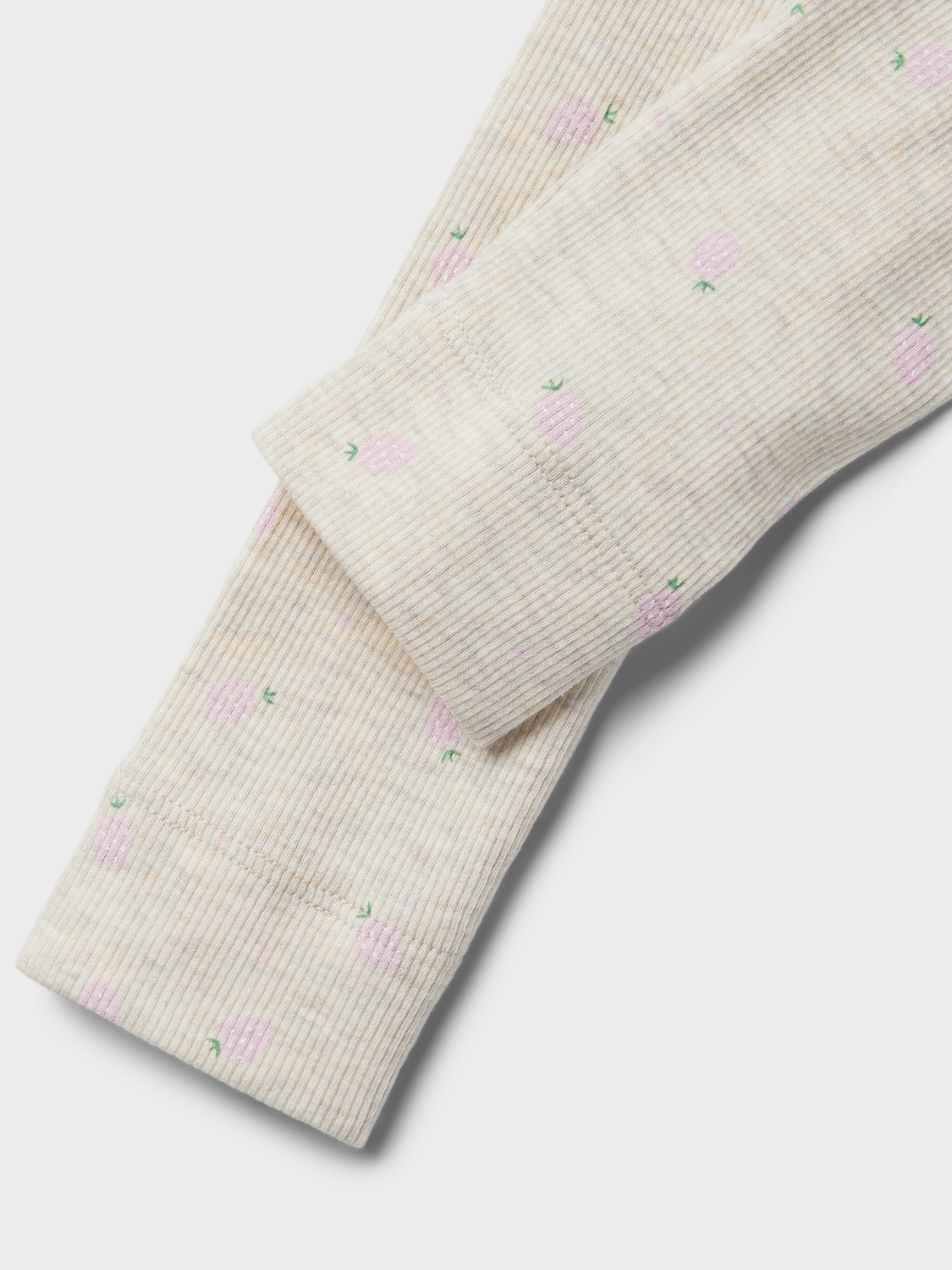 model_shot-front_full