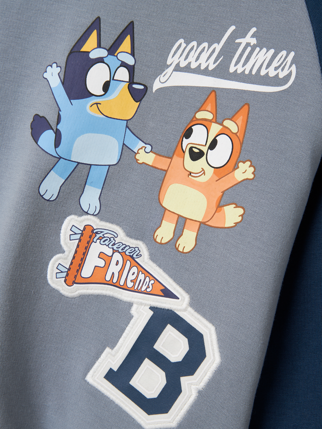 model_shot-front_full