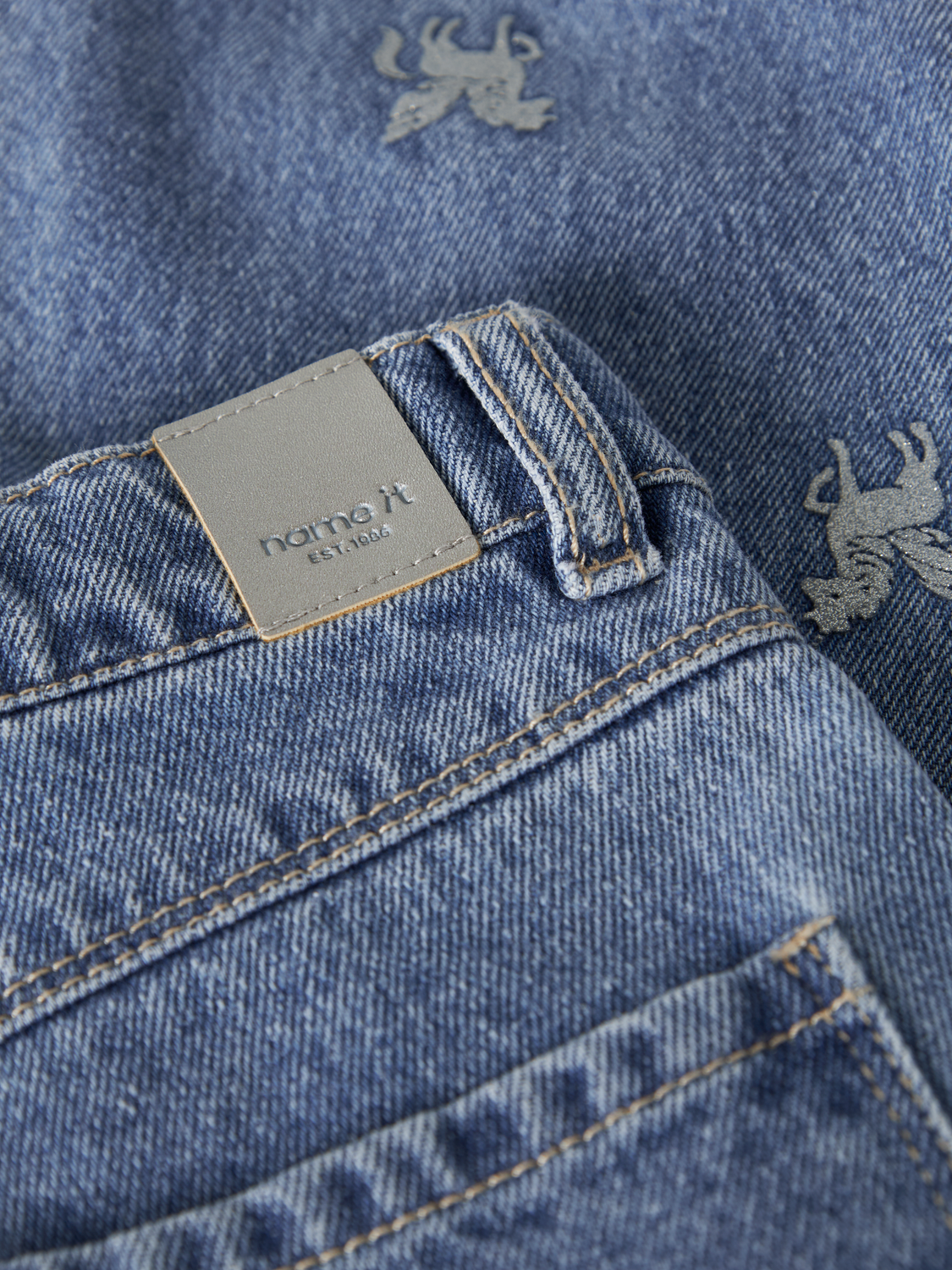model_shot-detail