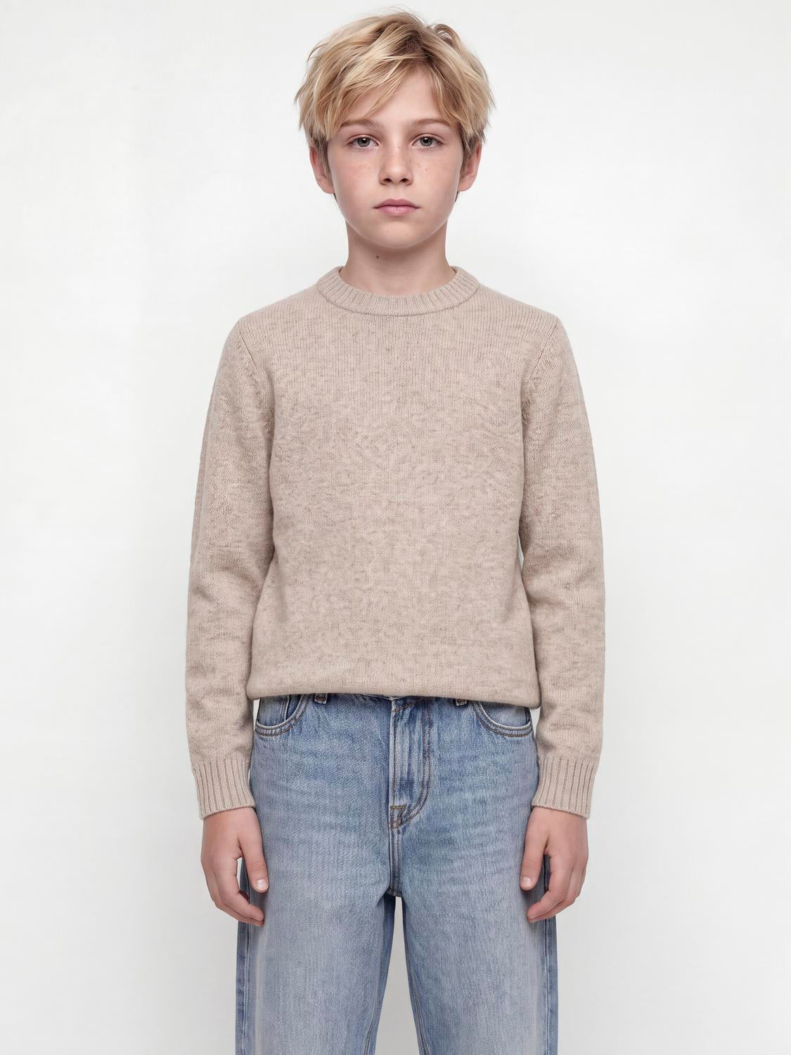 model_shot-front