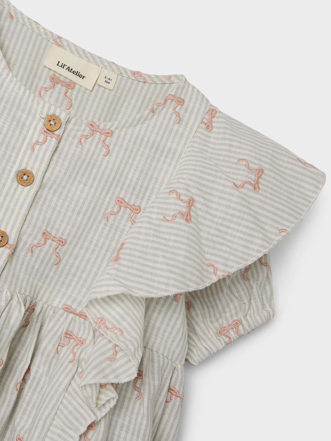 model_shot-front_full