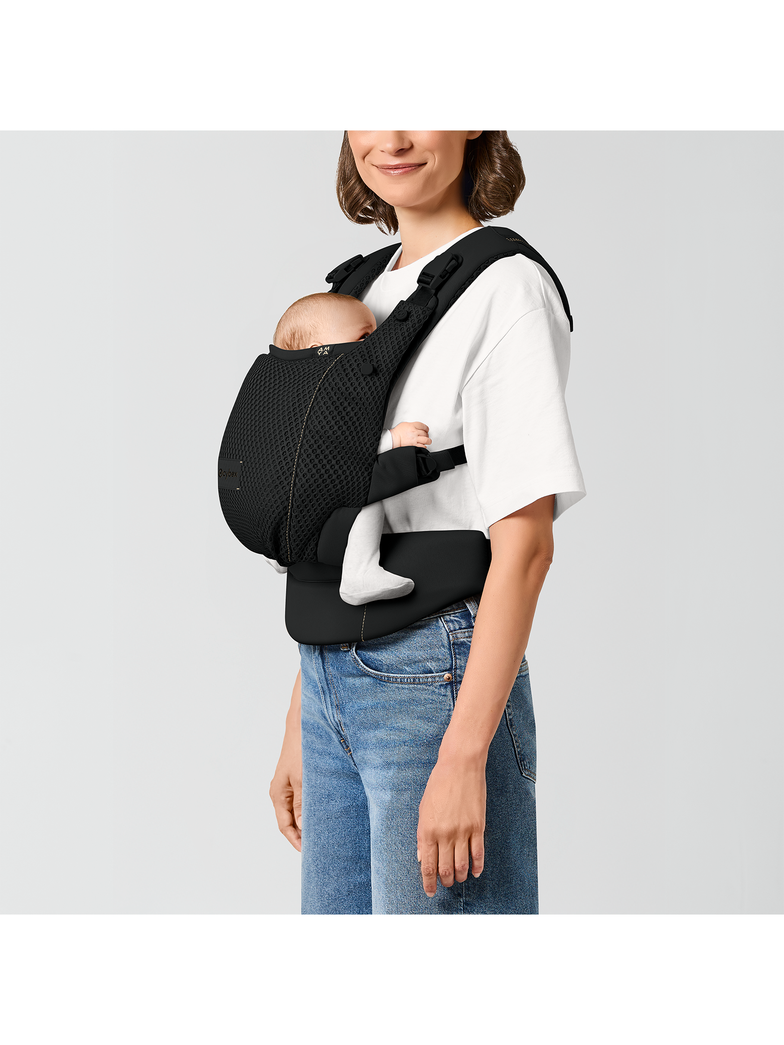 Cybex Amya Carrier - Magic Black