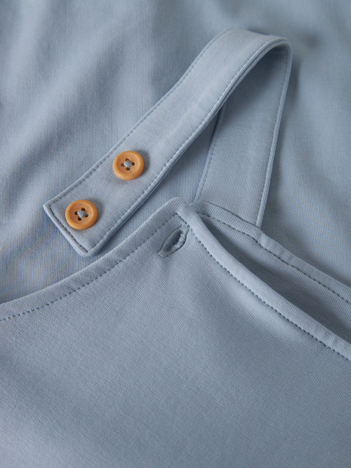 model_shot-front_full