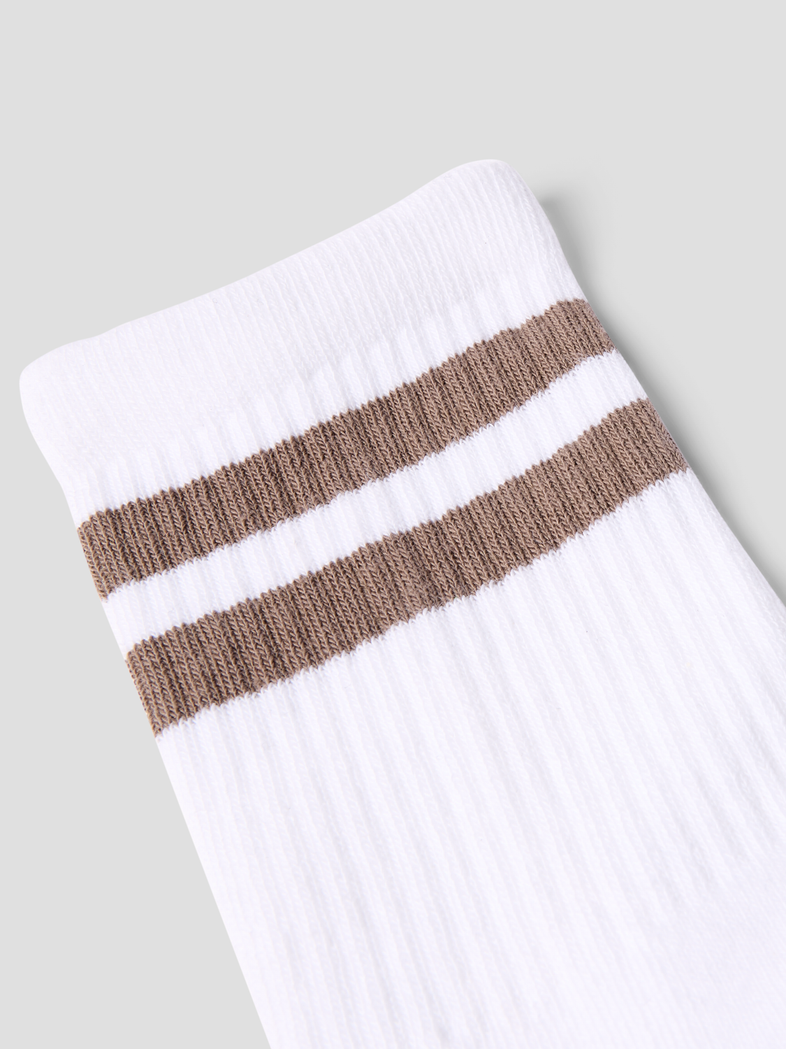 model_shot-front_full