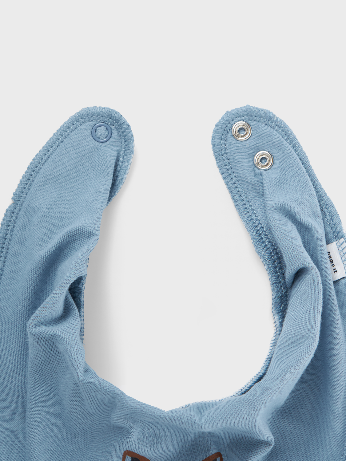 model_shot-front_full