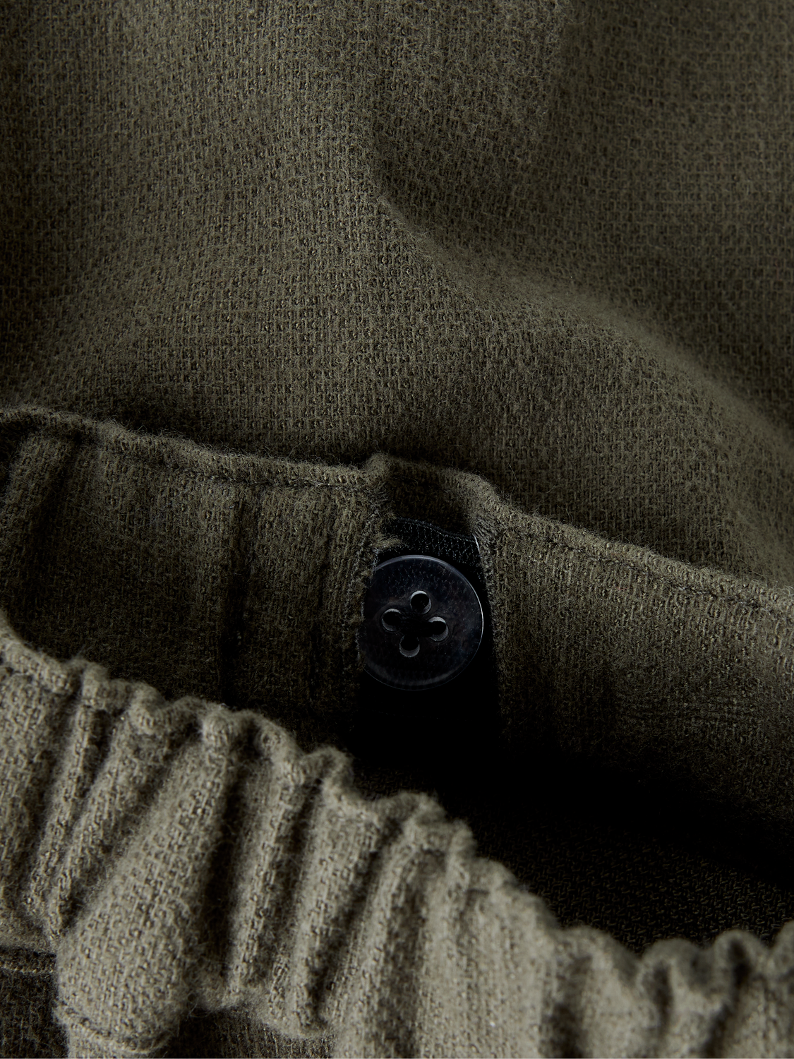 model_shot-front_full