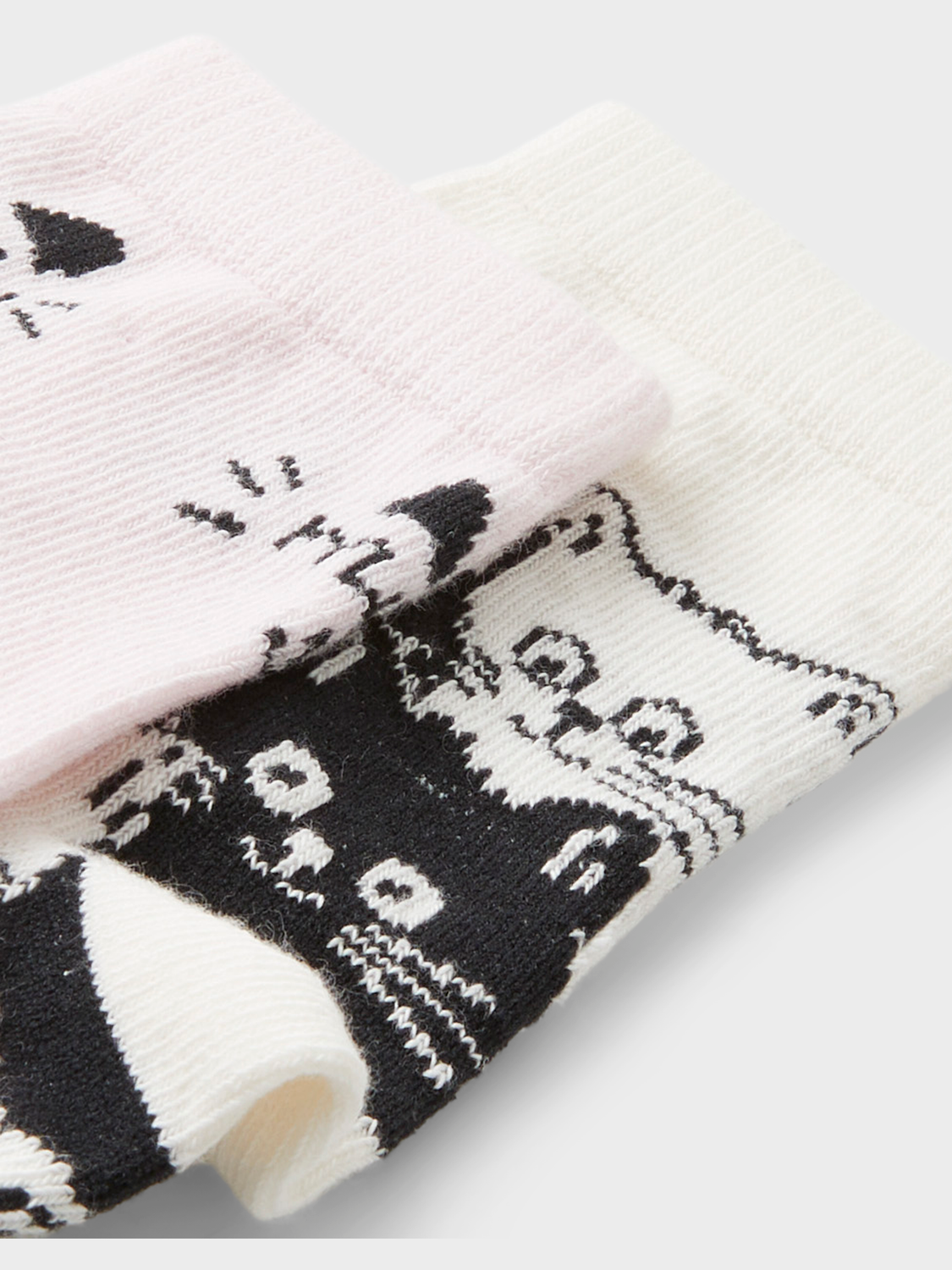 model_shot-front_full