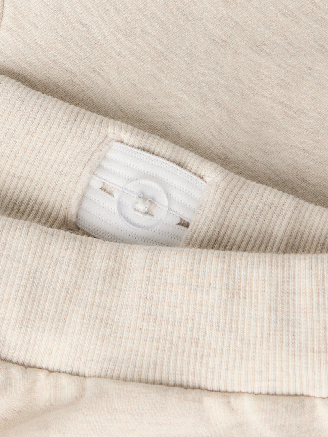 model_shot-front_full