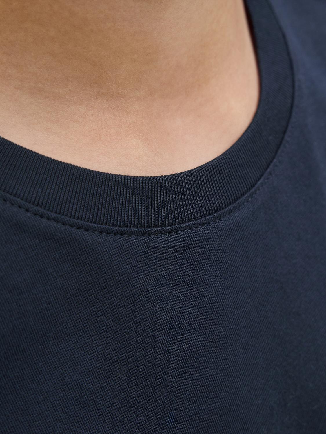 model_shot-detail