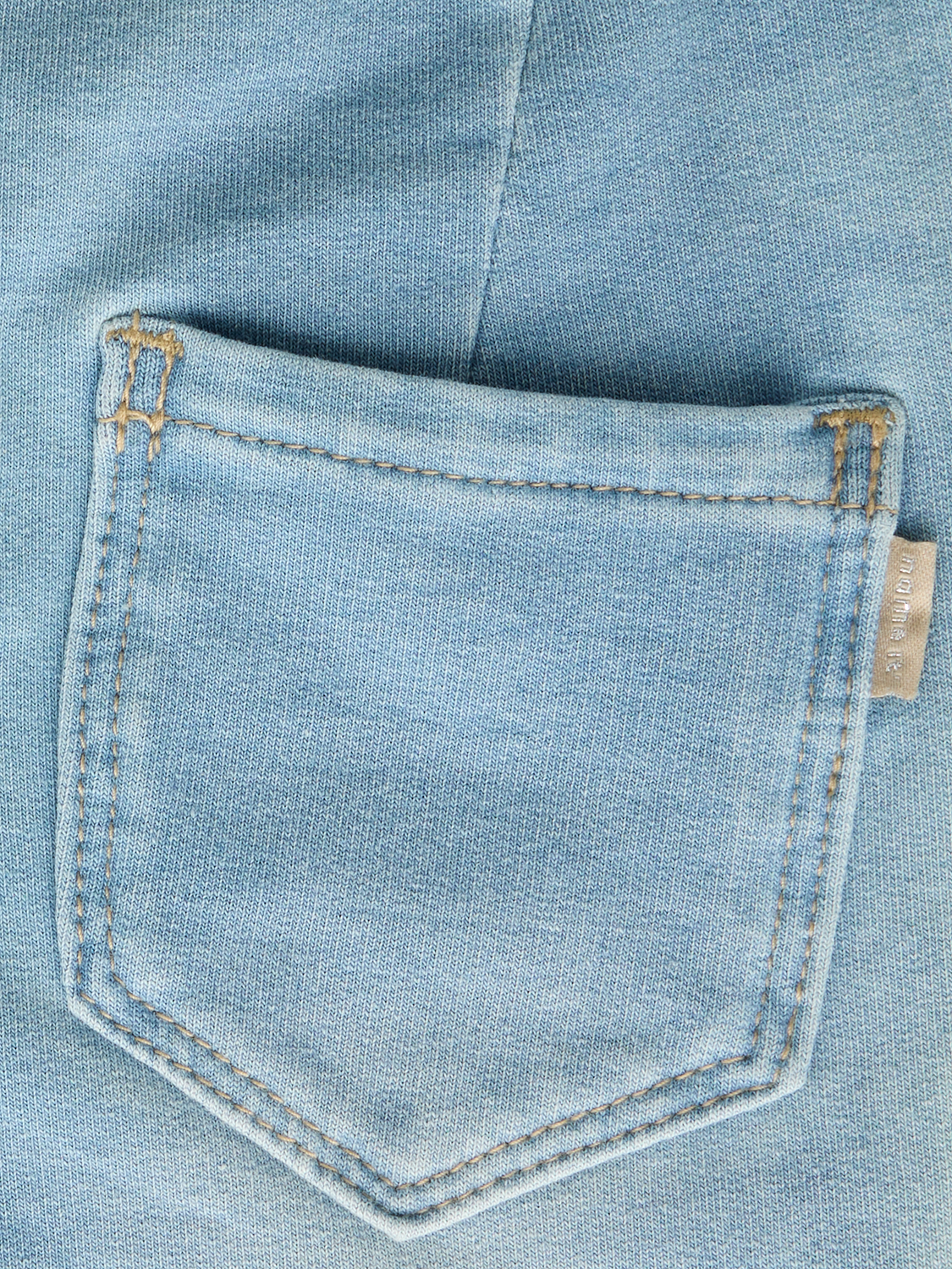 model_shot-detail