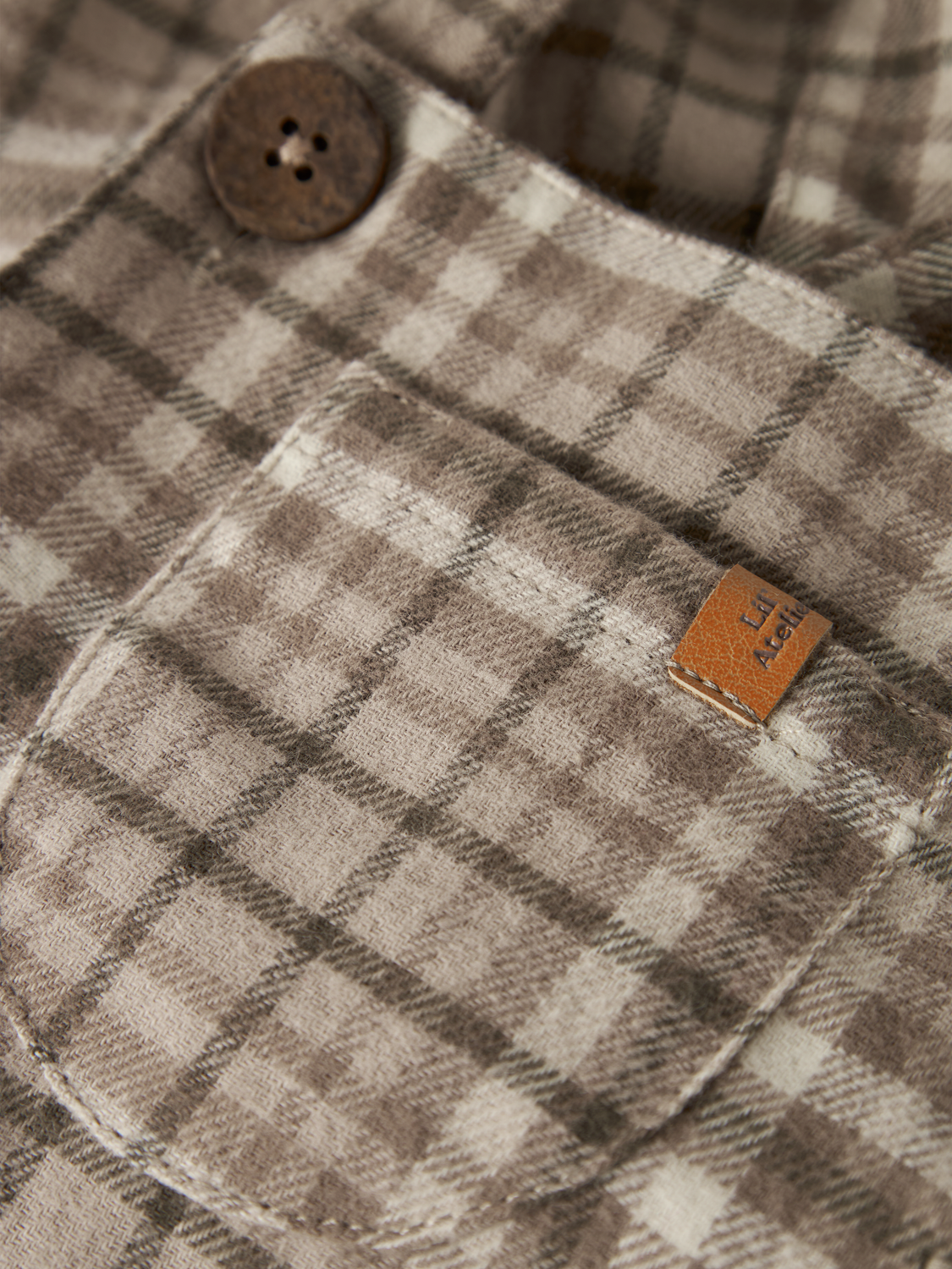 model_shot-front_full