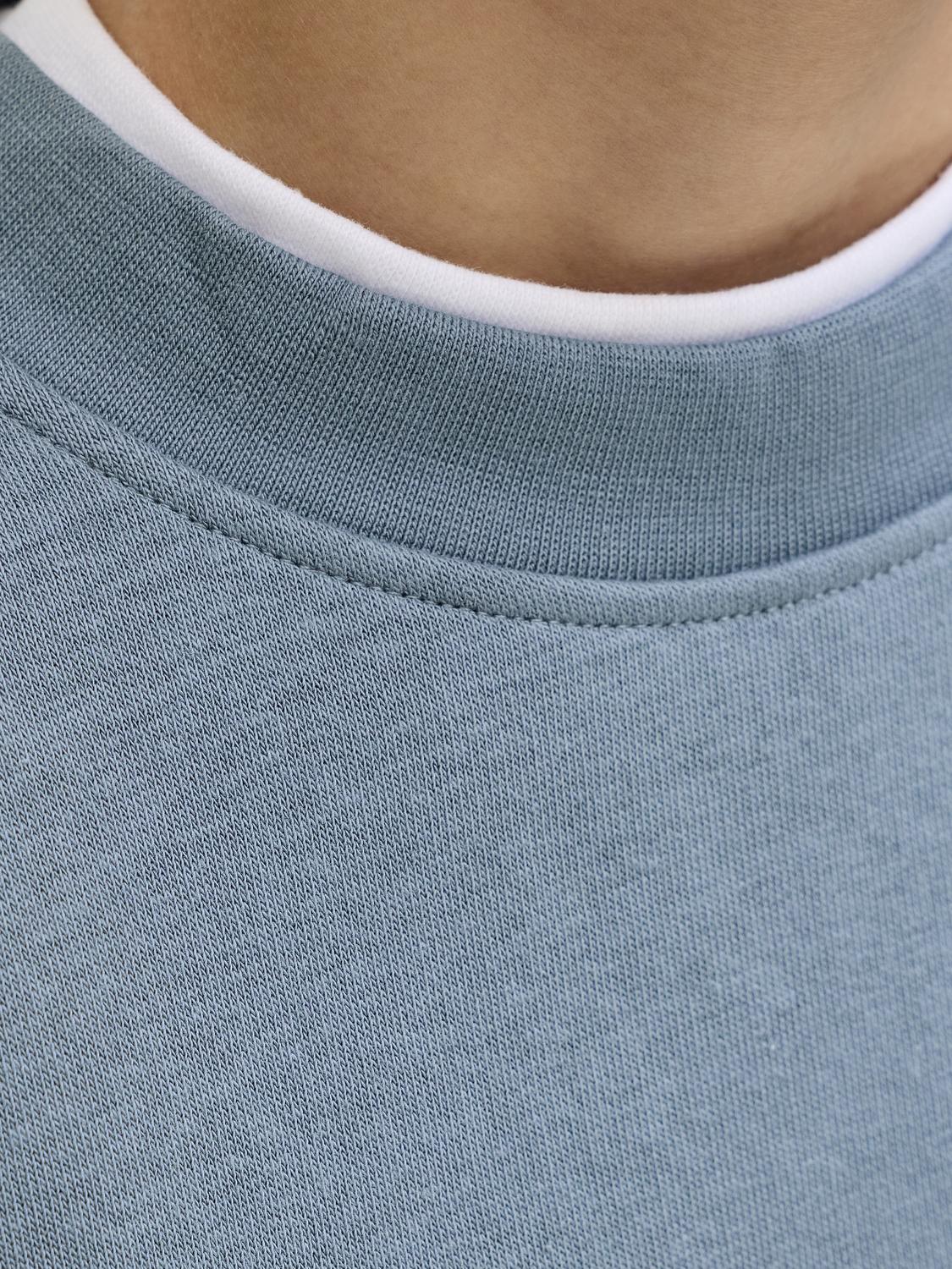 model_shot-detail