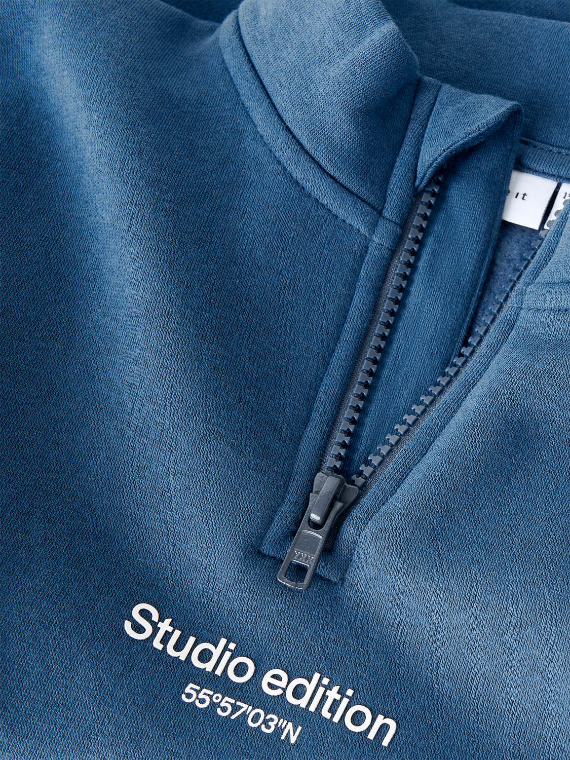 model_shot-front_full