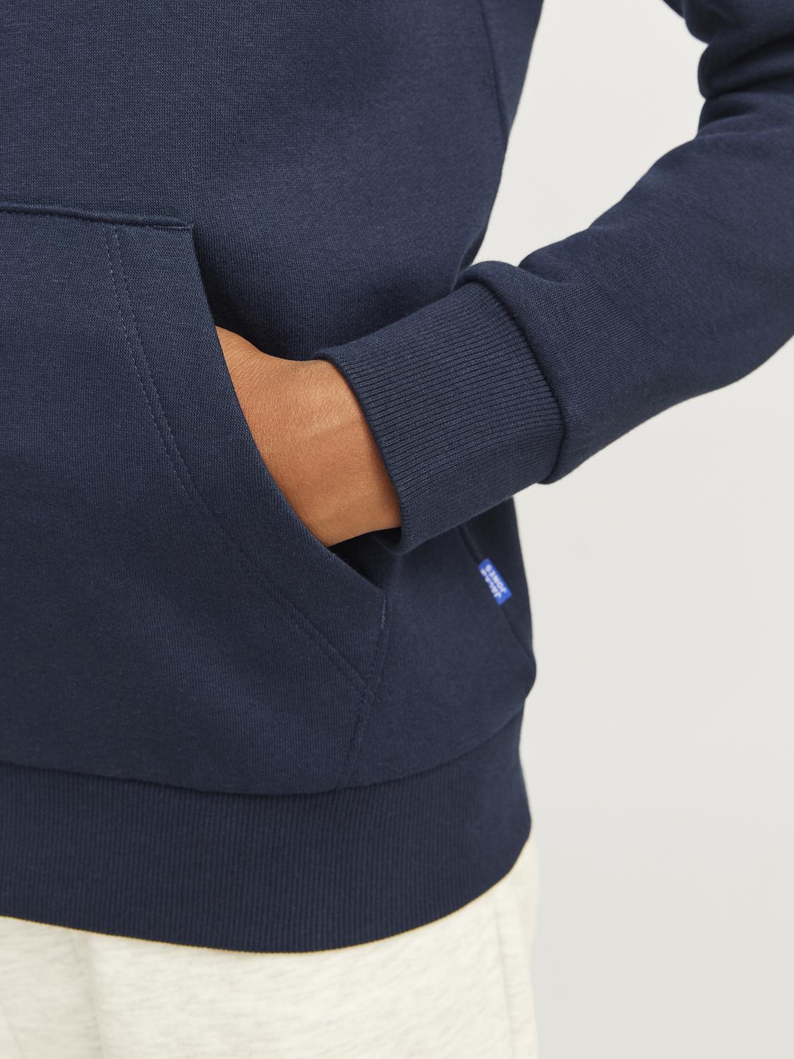 model_shot-detail