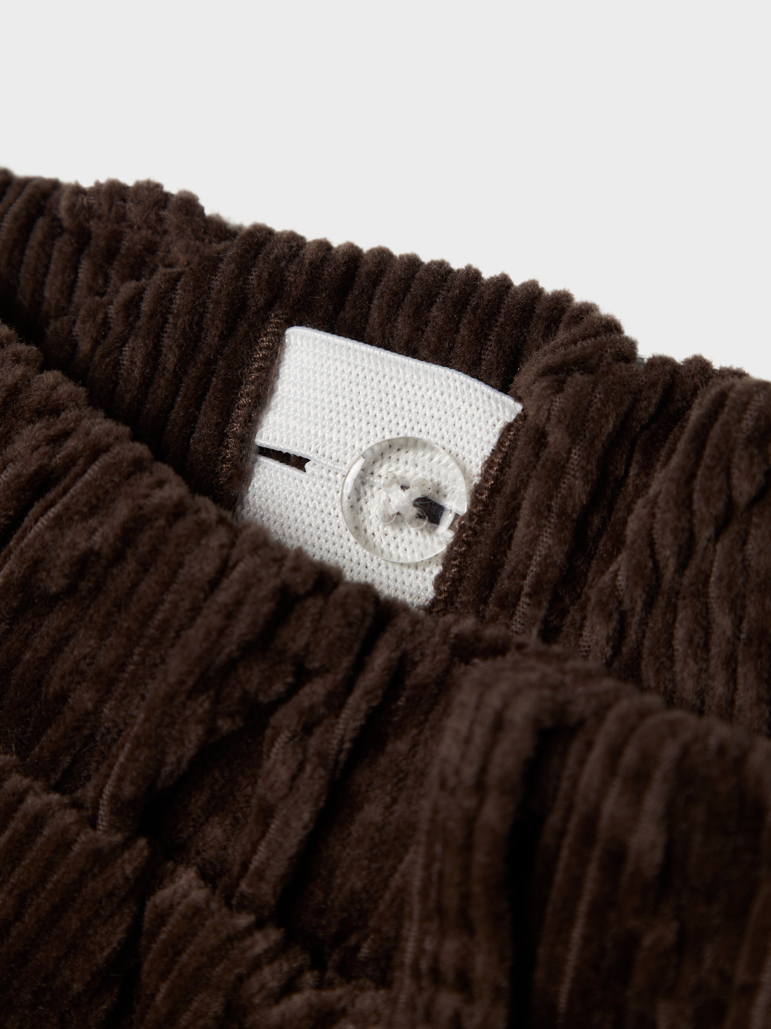 model_shot-front_full