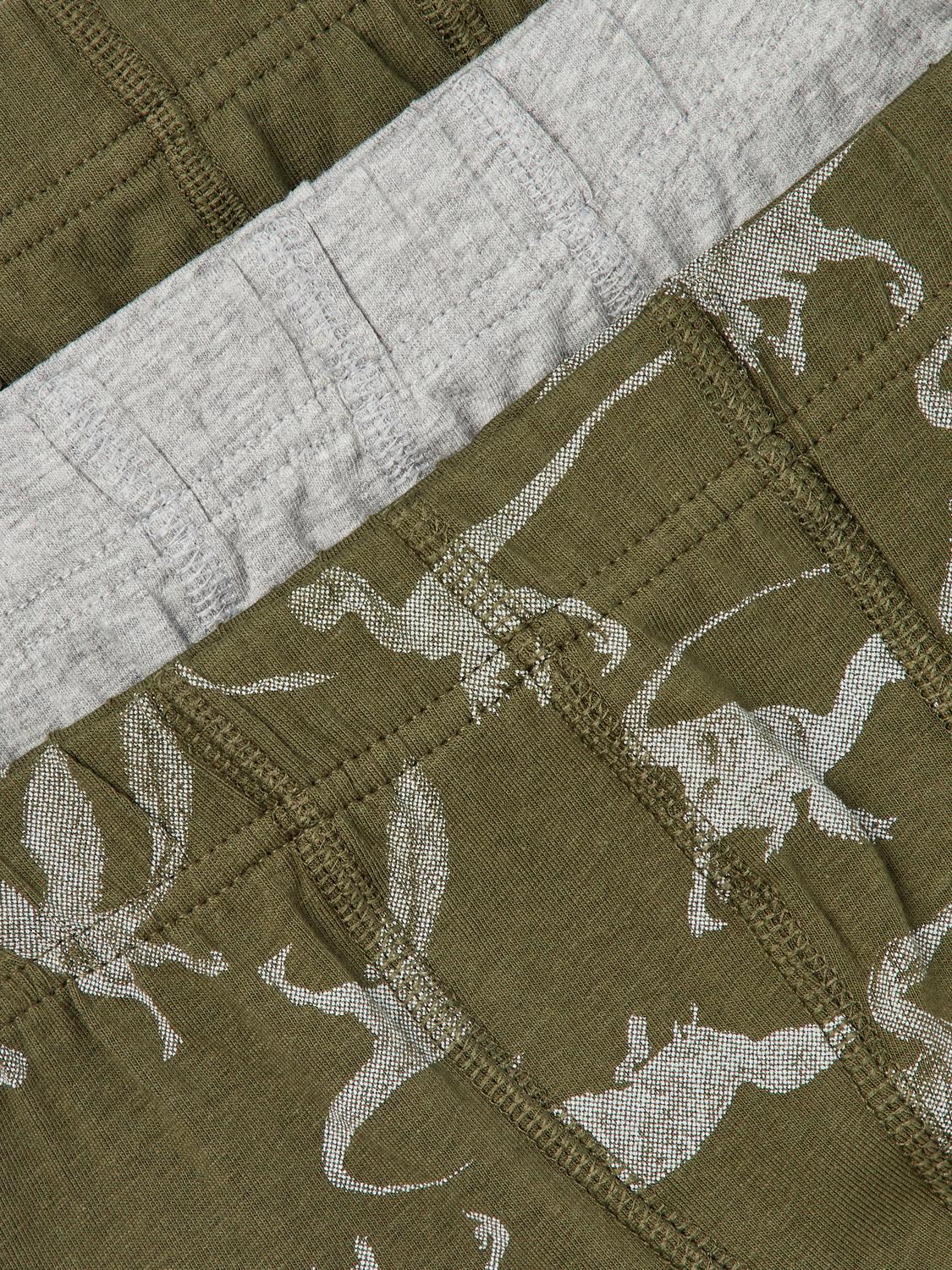 model_shot-front_full