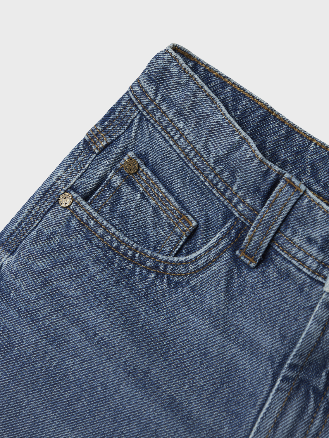 model_shot-detail