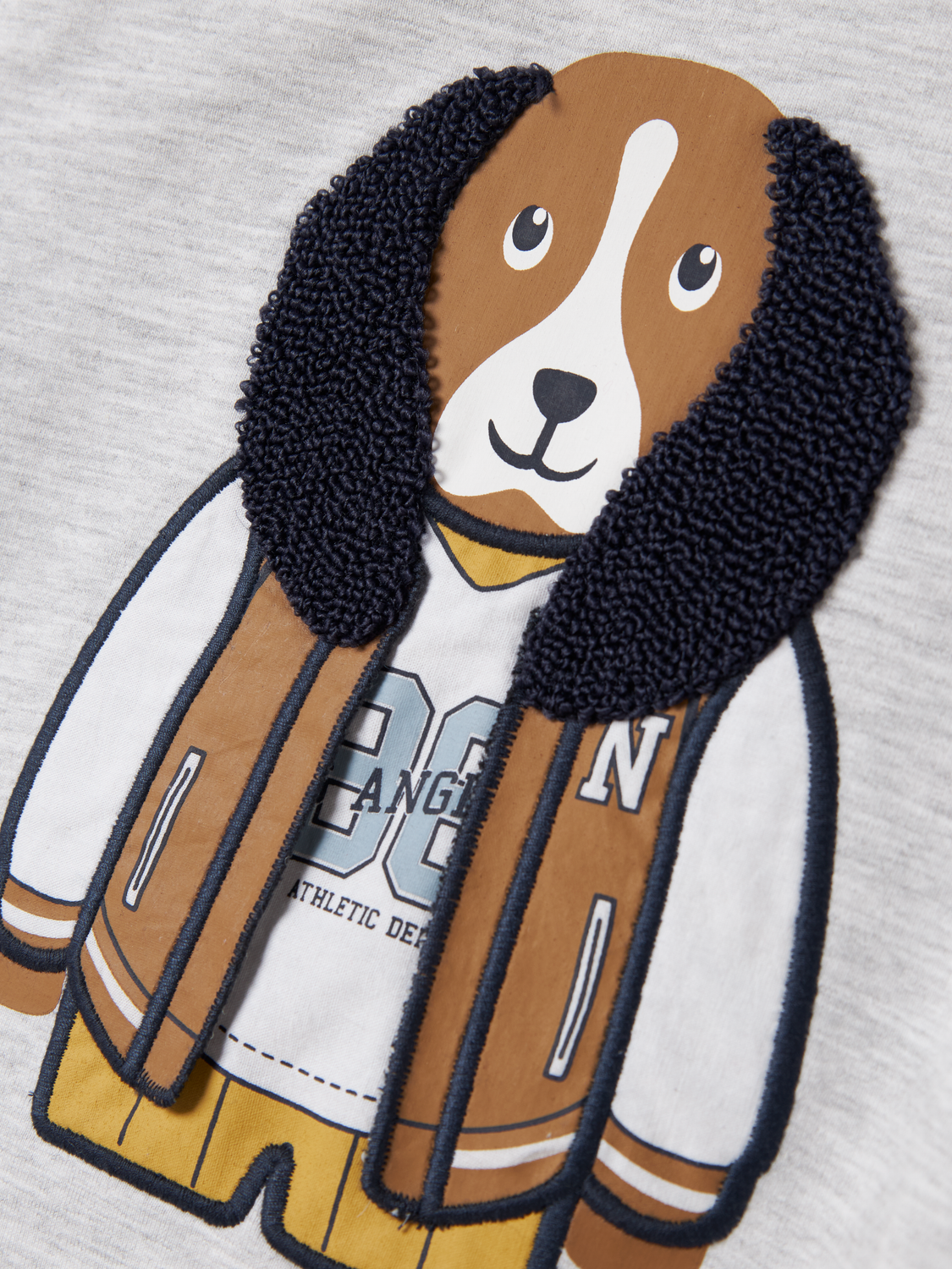 model_shot-front_full