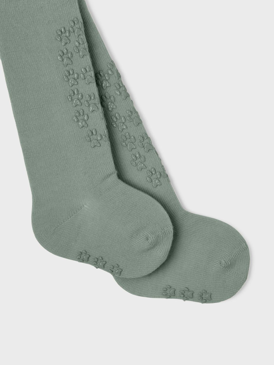 model_shot-front_full