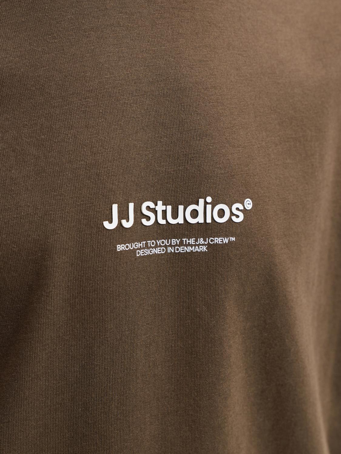 model_shot-detail