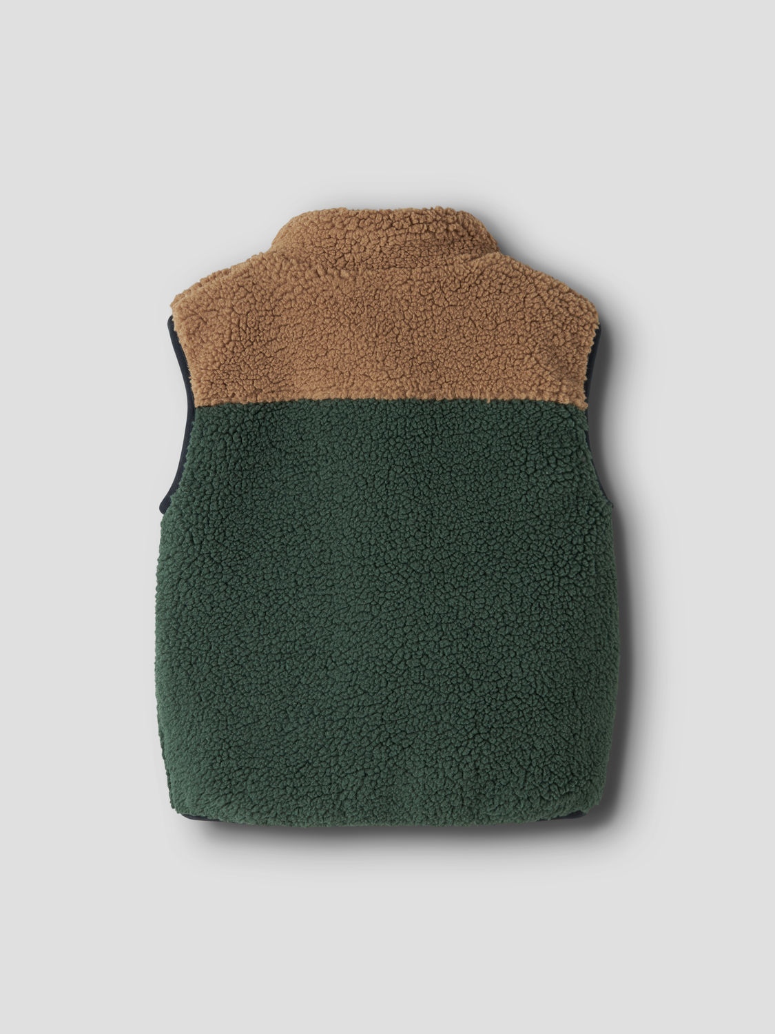 pack_shot-back