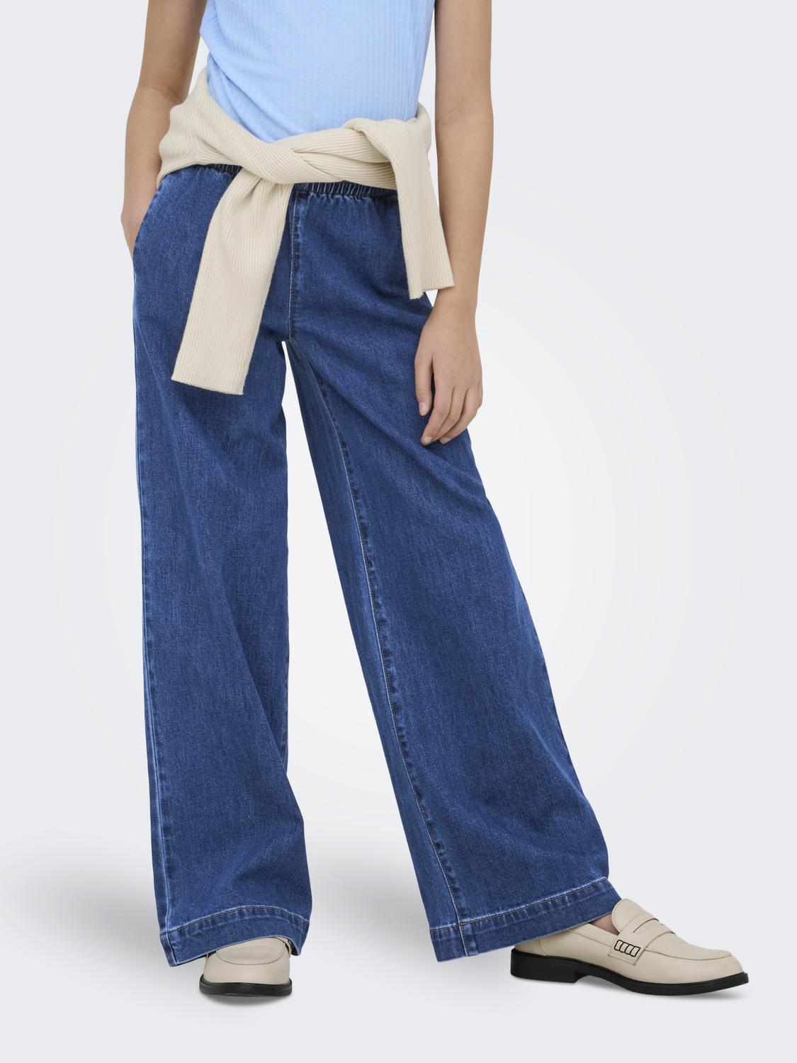model_shot-front