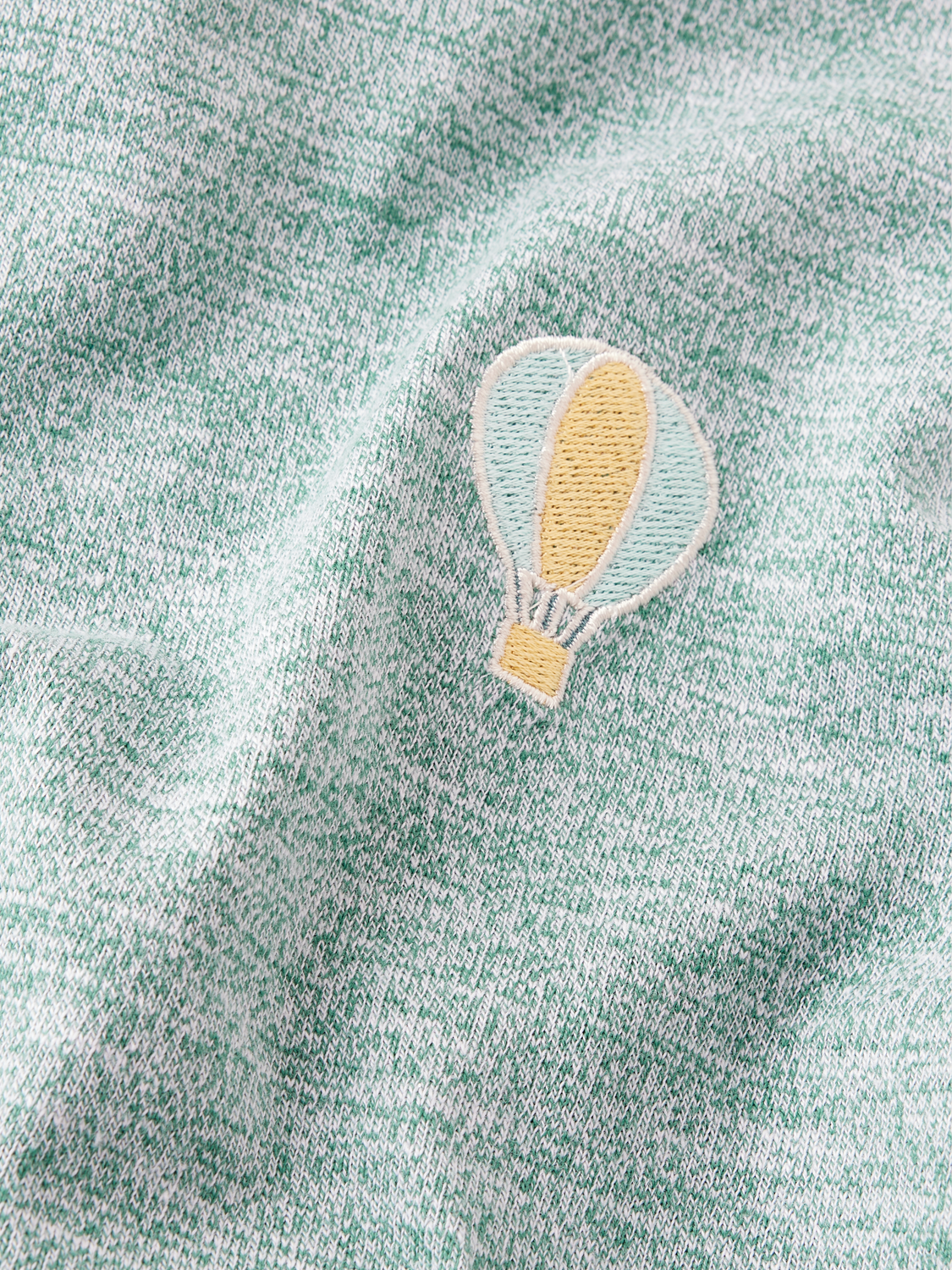 model_shot-front_full