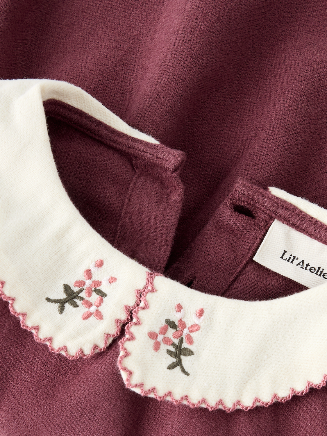 model_shot-front_full