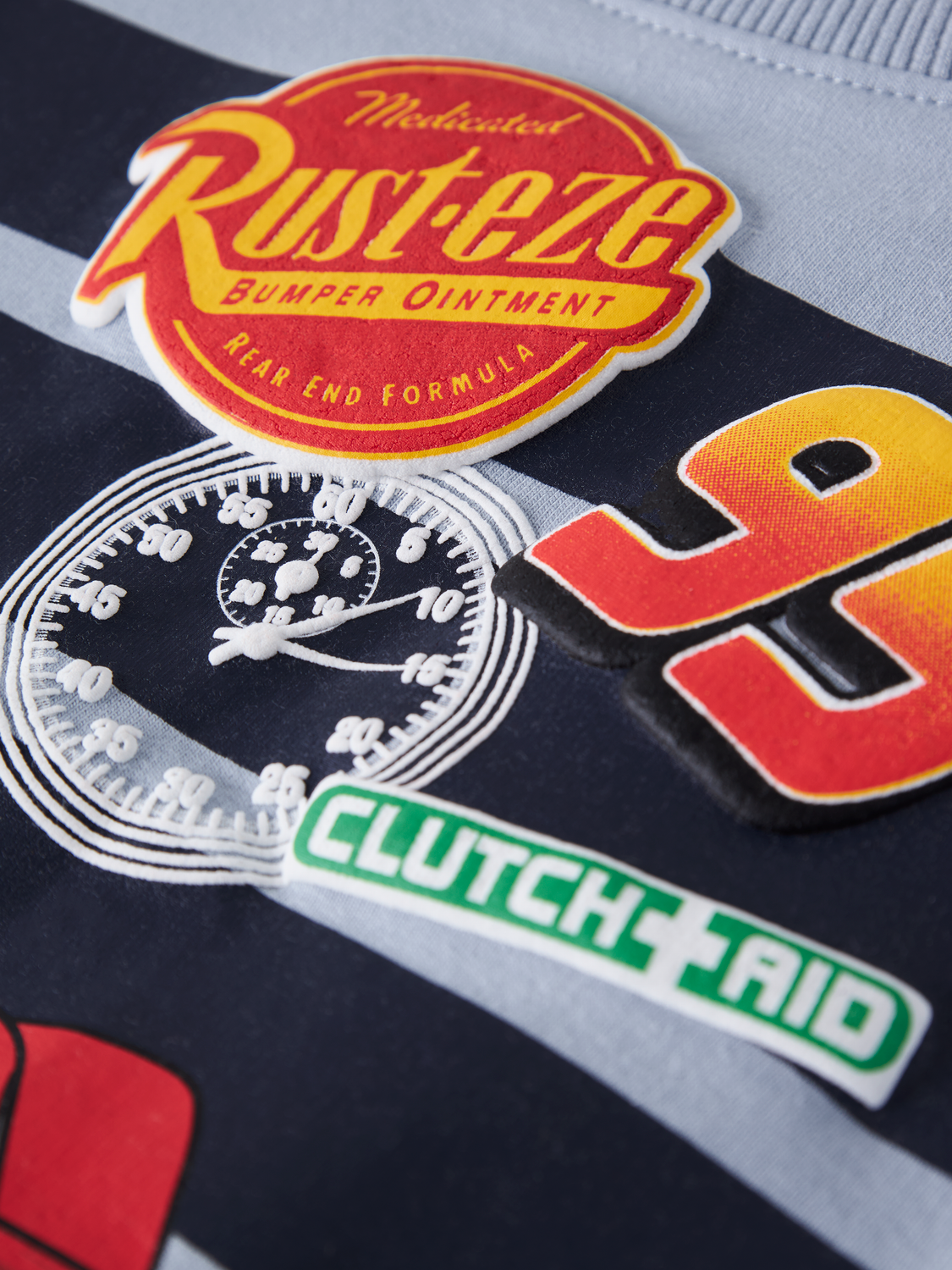 model_shot-front_full